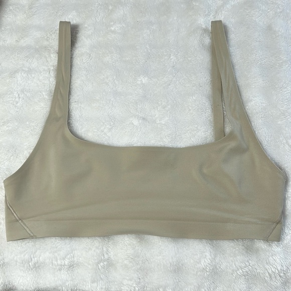 Cream/Tan Lululemon Bra - Picture 1 of 2
